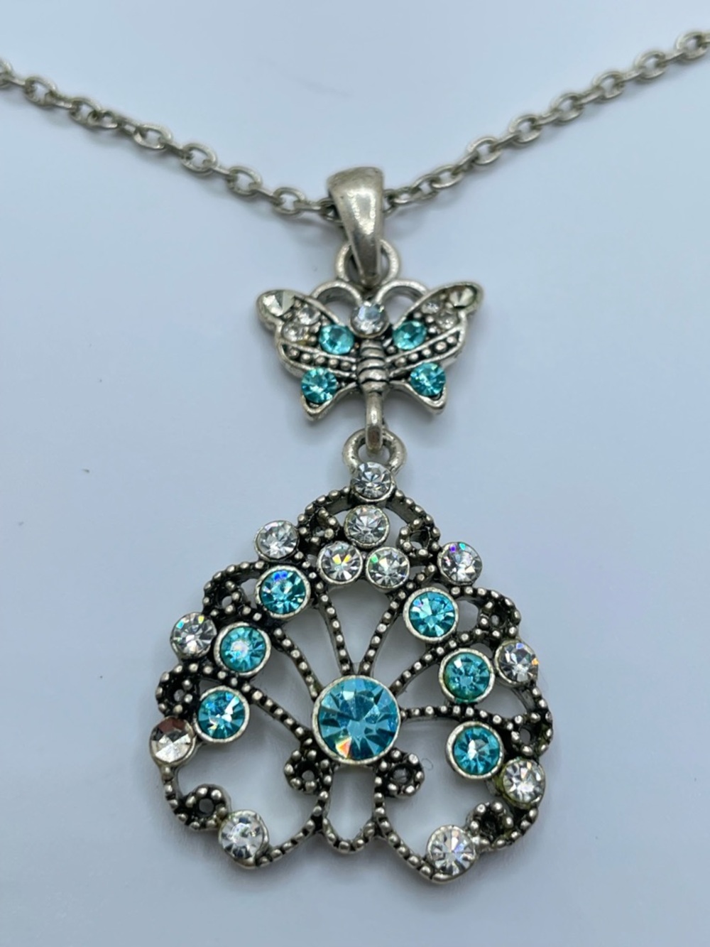 Vintage Blue Crystal Butterfly Pendant Necklace Silver Tone Filigree Drop